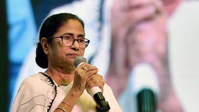 “এখনও সময় আছে” বিদ্রোহীদের বার্তা মমতার