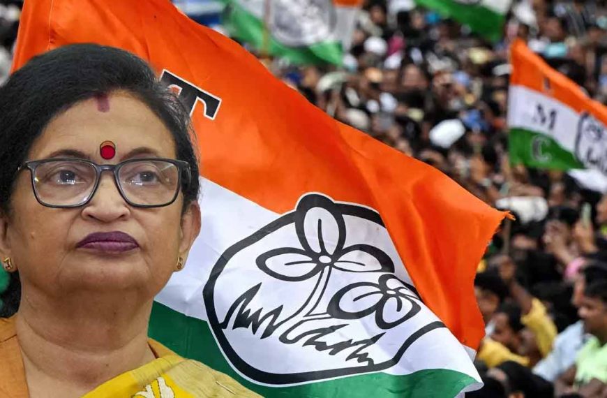 সমস্ত পদ থেকে ইস্তফা চন্দ্রিমার