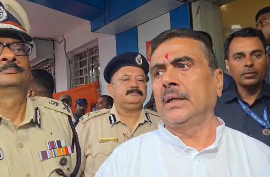 বারুইপুরে এসপি অফিসে নির্যাতিতার পরিবারের সঙ্গে দেখা করেন শুভেন্দু অধিকারী