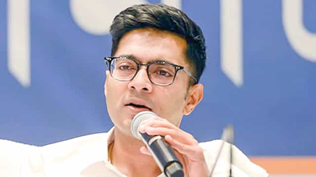 রক্ষাকবচ বৃদ্ধি অভিষেকের