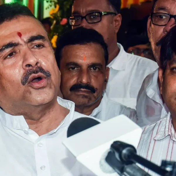 “আমি খুশি দাদার কাজে” শুভেন্দুর প্রশংসা বারুইপুর ধর্ষণকাণ্ডের&hellip;