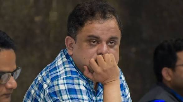 ঋতব্রত শিবিরে যোগ দিতে পারেন ব্রাত্য?