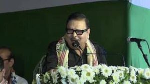 “অভিষেকের হাত ছেড়ে হাত ধরুন এই ছেলেদের” মমতাকে&hellip;