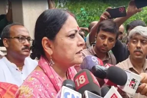 বারুইপুরে নির্যাতিতার পরিবারের সঙ্গে দেখা করলো বিজেপির প্রতিনিধি&hellip;