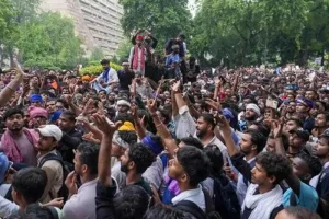 সিজেপির সংসদ অভিযানকে ঘিরে রণক্ষেত্র দিল্লি