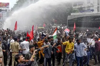 বিক্ষোভকারীদের বিরুদ্ধে দায়ের হওয়া মামলা তুলে নেওয়ার ঘোষণা বিহার সরকারের