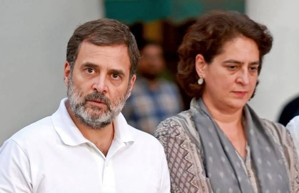 ওয়ানড়ে বিপর্যস্ত এলাকায় যাননি রাহুল-প্রিয়াঙ্কা, খোঁচা বিজেপির